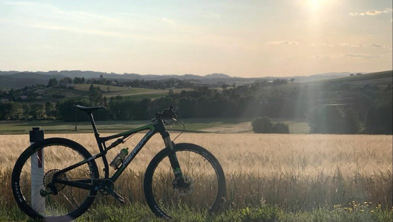 INNs HOLZ Radfahren am Morgen